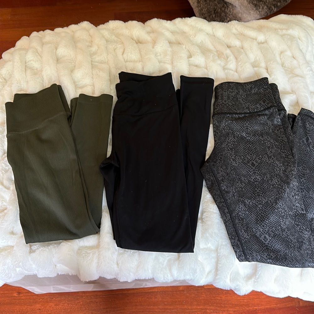 VICTORIA SECRET, VICTORIA SPORT, , two or, EUC, black pair used condition